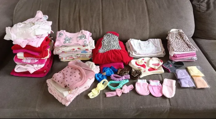 Lote de roupinhas bebê menina
