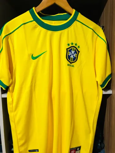 Camisa da seleção brasileira 98