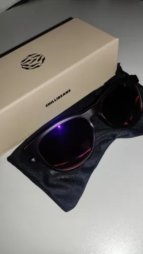 Óculos de Sol Masculino Chilli Beans Clássico Vermelho<br><br>R$ 99,99/u