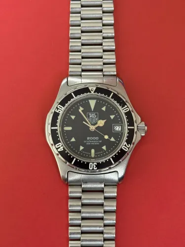 Tag Heuer Série 2000