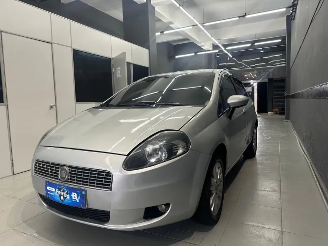 Fiat Punto Attractive 1.4 Fire Flex 8V 5P 2017