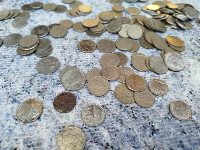 Moedas antigas colecionáveis 
