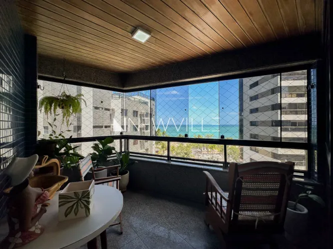 Apartamento para alugar no Edf. Jayme Nejaim, em Boa Viagem 175m², 3 suítes, a uma quadra