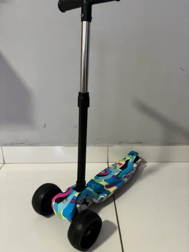 Patinete rodas com led