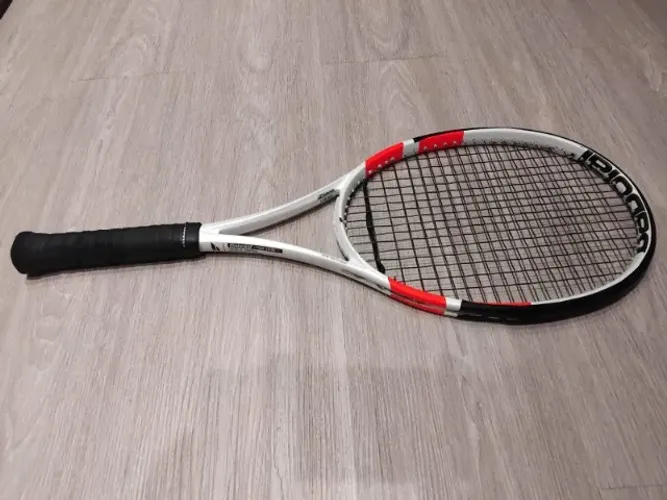 Raquete de Tênis Babolat Pure Strike 97 Gen4 16x20 310g