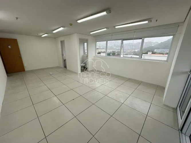 Sala comercial - Varanda e vista livre, Vila Belmiro, Santos