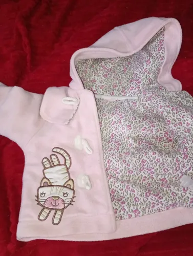 Lote blusas tamanho de 6 meses à 1 ano<br>Valor R$60,00<br>Entrega a combinar na zona leste