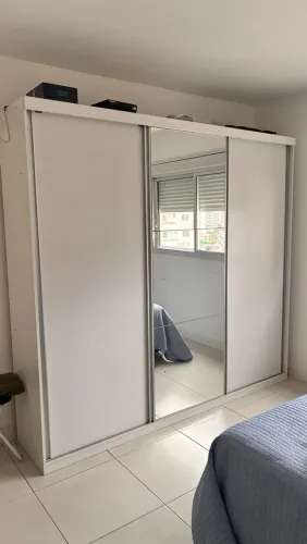 GUARDA ROUPA 2,40M
