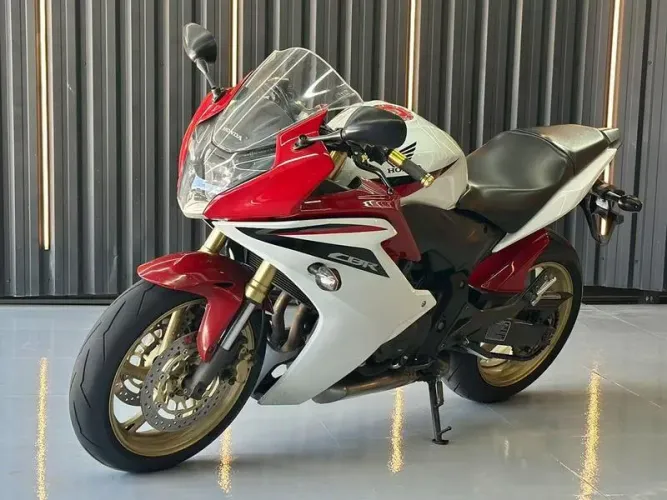 HONDA CBR 600-F 2013