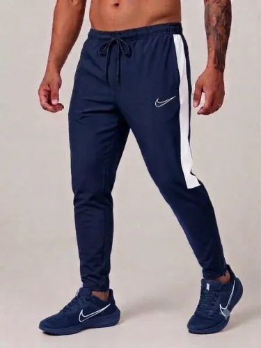Calça Nike Dry fit 