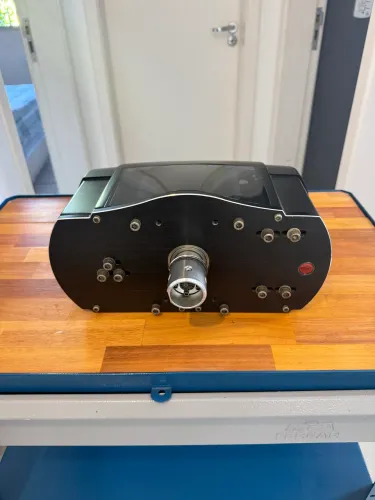 Kit Fanatec base v2 + volante + pedal v2 em excelente estado e funcionando perfeitamente
