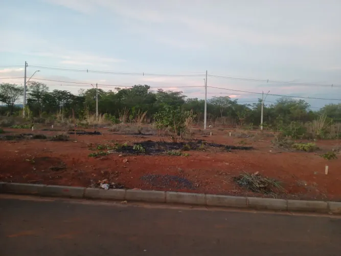 Vendo ou troco lote comercial 182 metros