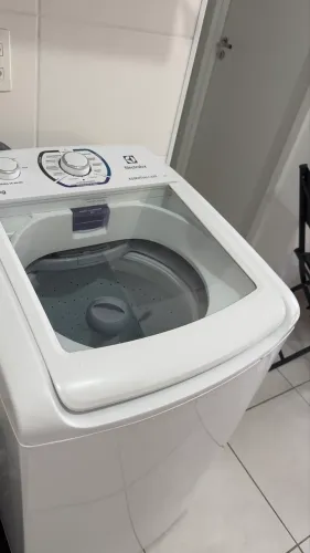 Máquina de lavar Electrolux 8,5kg Essential Care