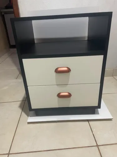 Criado mudo