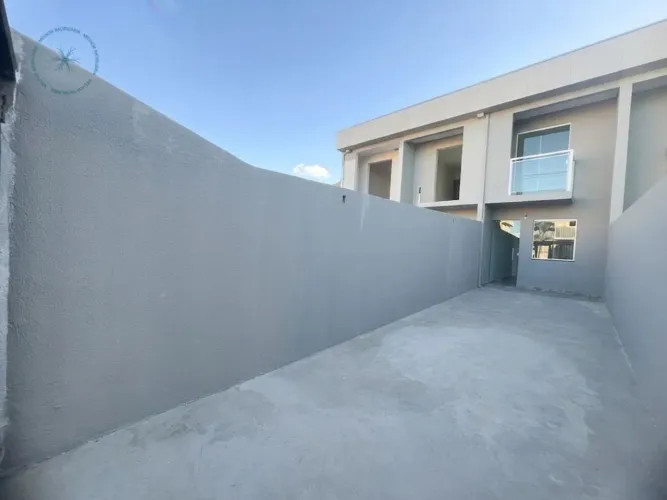 Casa Geminada á venda no bairro Jardim Leblon, Belo Horizonte - MG.