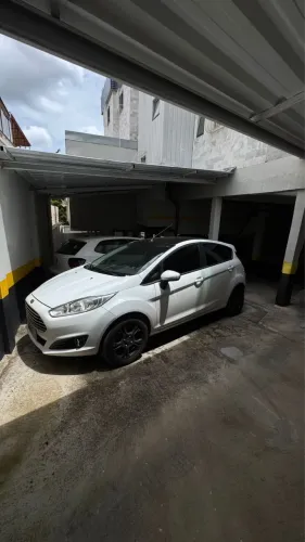 Ford Fiesta 1.6 16V Flex Mec. 5P 2014