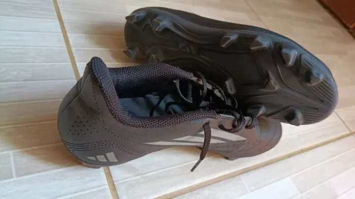 Chuteira de Campo adidas Deportivo III Adulto