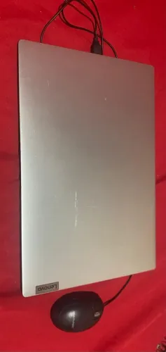 Notebook Lenovo i3 | Pronto para Uso | Excelente Estado