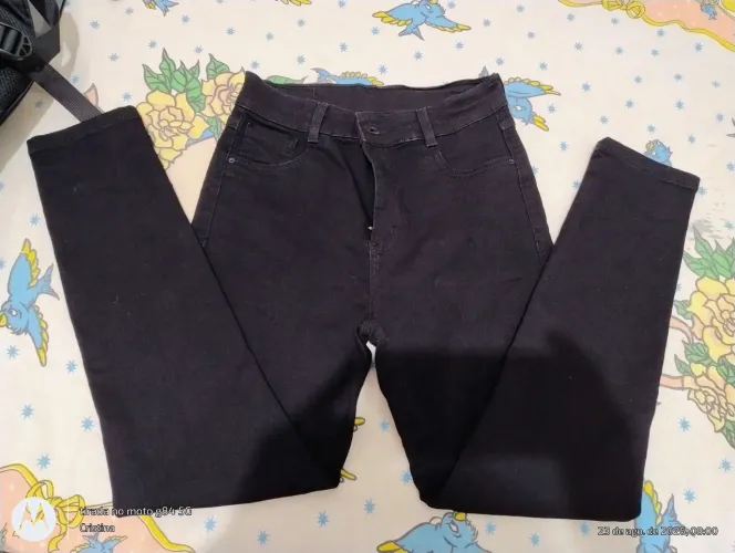 Calça Sawary 38 skinny nova
