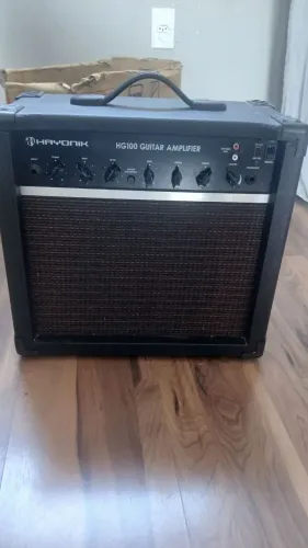 Amplificador de guitarra Hayonik HG100 100W  RMS em excelente estado.