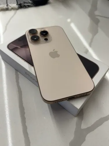 iPhone 16 Pro Titânio Deserto