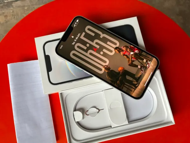 iPhone 16e 128GB