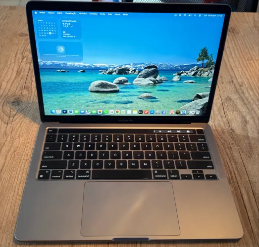 MacBook Pro M2 