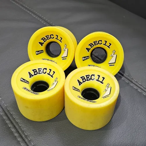 Roda longboard carver 