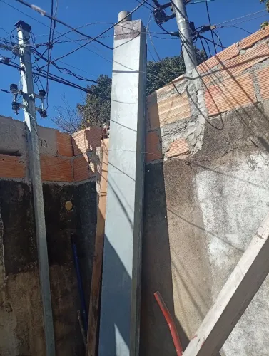 Calha de embutir