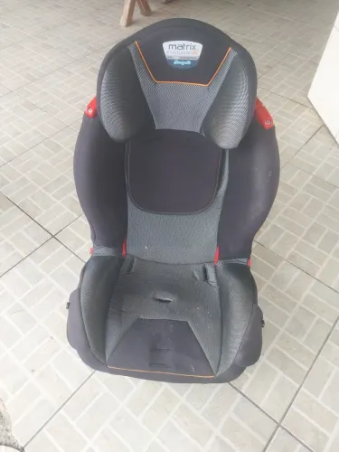 Cadeiri há bebe carro