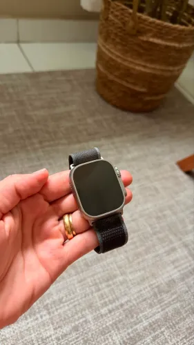 Apple Watch Ultra 2 Titanium 49mm.  R$ 3.000,00