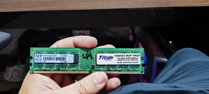 Memória RAM 1GB