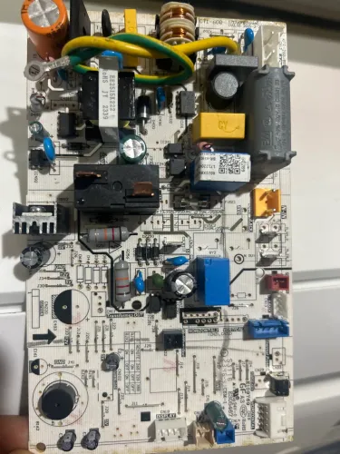 Placa evap Midea de 9000 btus seminova