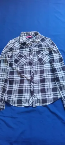 Vendo camisa infantil xadrez manga longa