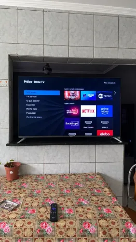 Vendo essa tv da Philco 55 polegadas smart roku
