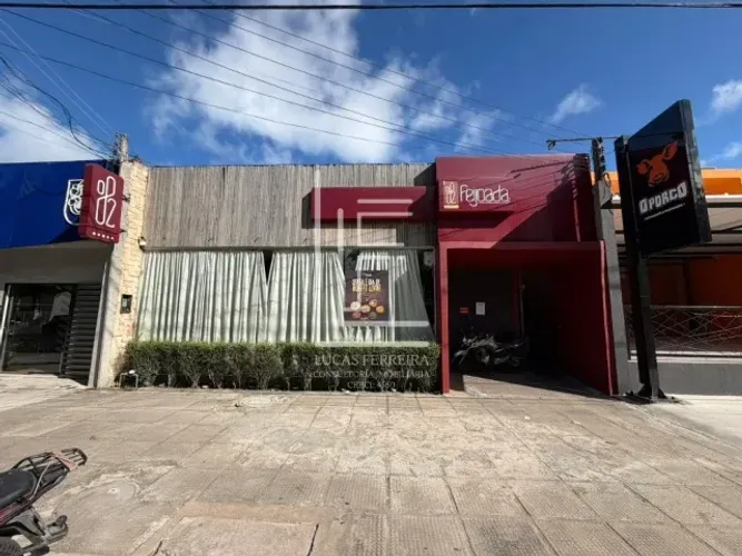 Ponto comercial de 200m² em excelente localização na Amélia Rosa