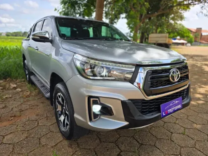 Toyota Hilux CD SRX 4X4 2.8 TDI 16V Diesel Aut. 2016