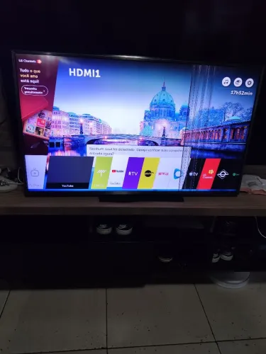 Tv smart 43 LG 4k com defeito 