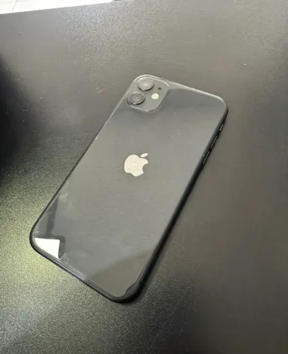 Celular iphone 11