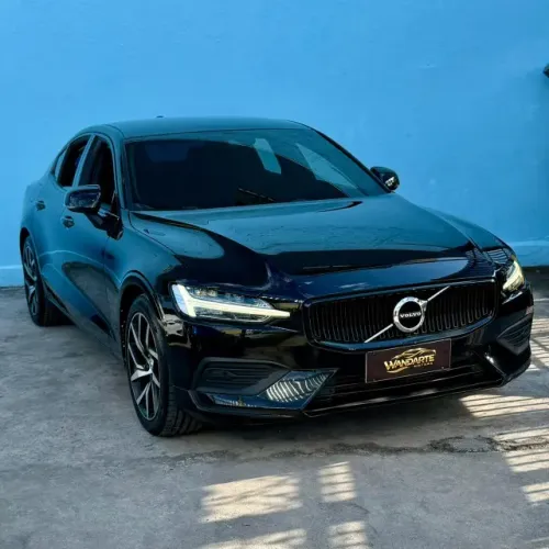 Volvo S60 T-4 Momentum 2.0 190cv 4P 2020