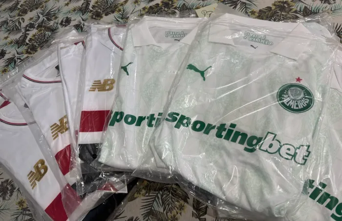 Camisetas de Times Tailandesas