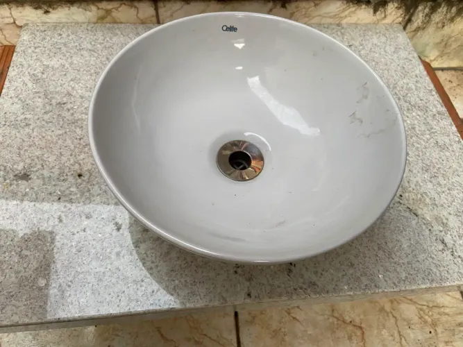 Cuba celite sobrepor, granito Siena branco
