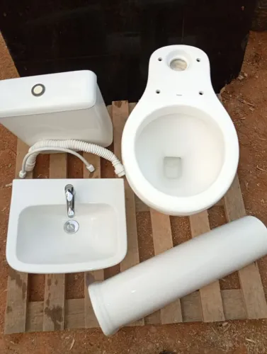 Jogos de banheiro sanitário pouco uso