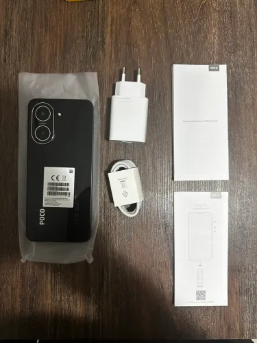 POCO C71 SEMI NOVO - Caixa + carregador