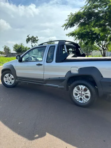 Fiat Strada Adventure 1.8/ 1.8 Locker Flex CE 2012