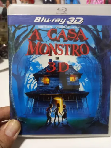 BLU RAY A CASA MONSTRO