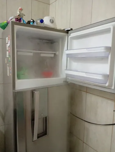 Geladeira ( negociável)