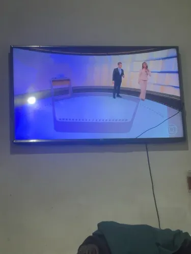 TV smart 49 polegadas