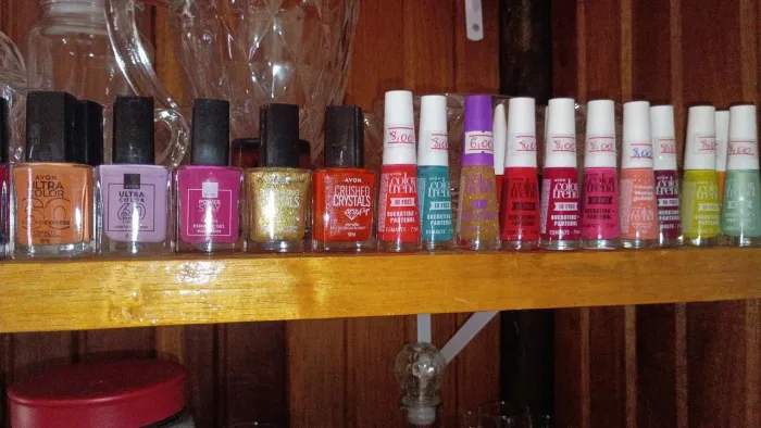 Esmaltes Avon
