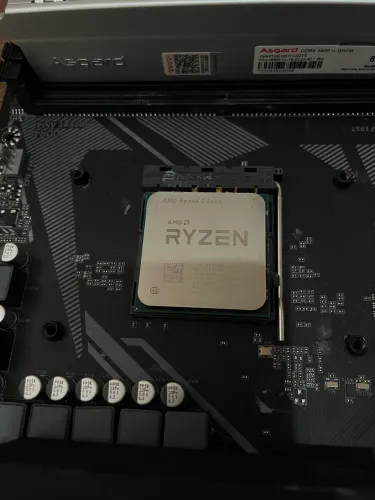 Kit Ryzen 5 5600 + B550 Aorus + 16 RAM